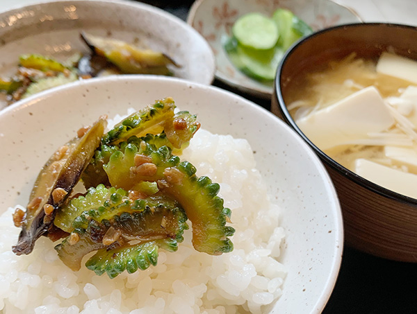 ゴーヤとなすの味噌炒め 朝ごはんの献立 九州の野菜 お米 海苔なら朝ごはん本舗 店長ブログ