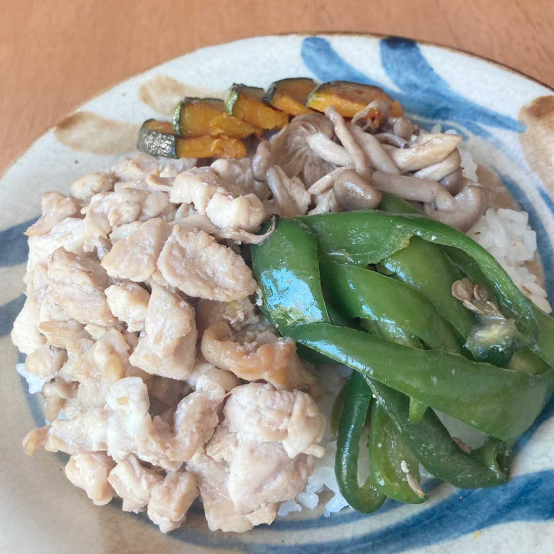 体力回復！ とりそぼろ弁当