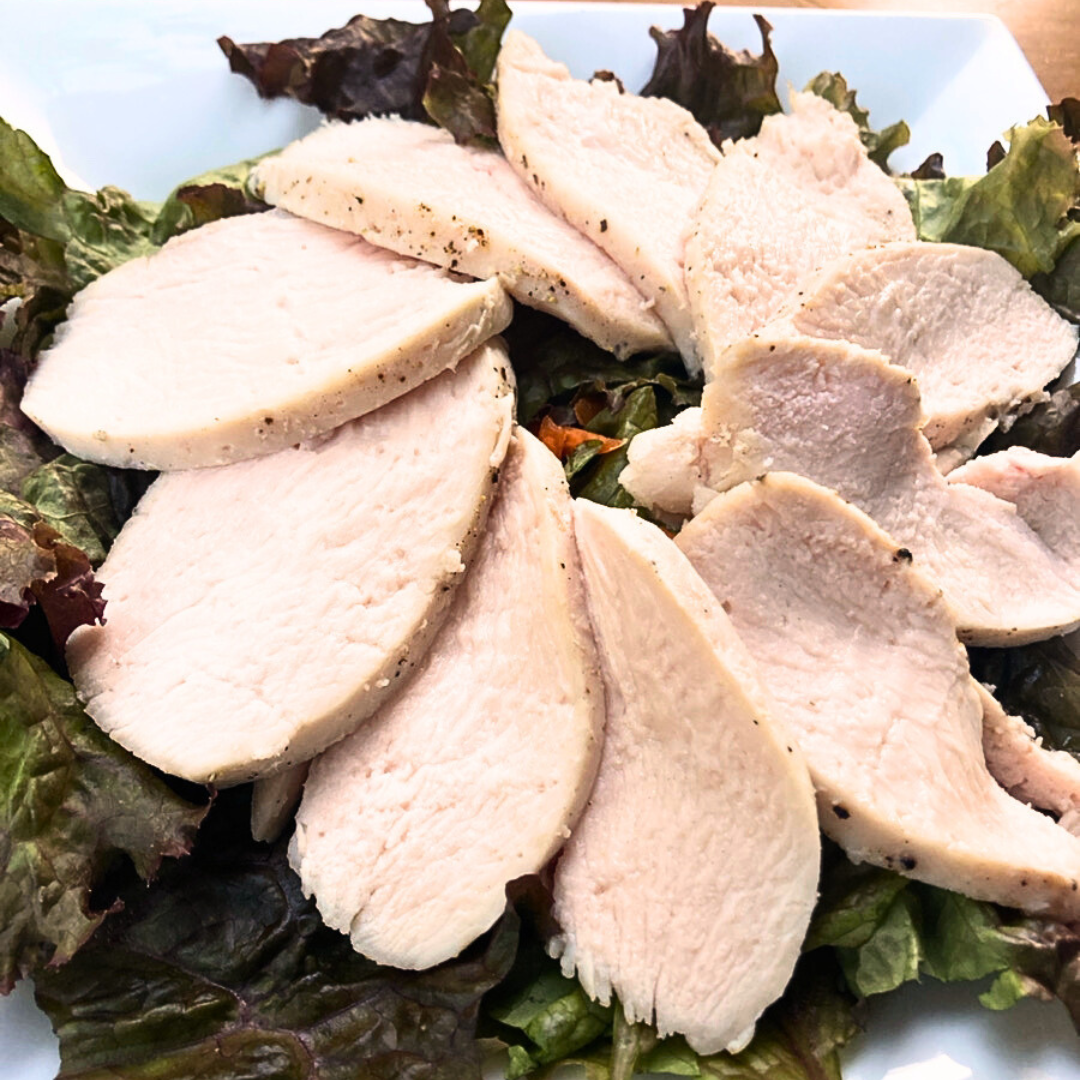 身体の疲れを感じたら・・サラダチキン